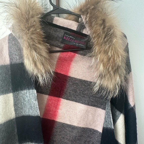 Kelli Kouri Cape - Picture 3 of 4